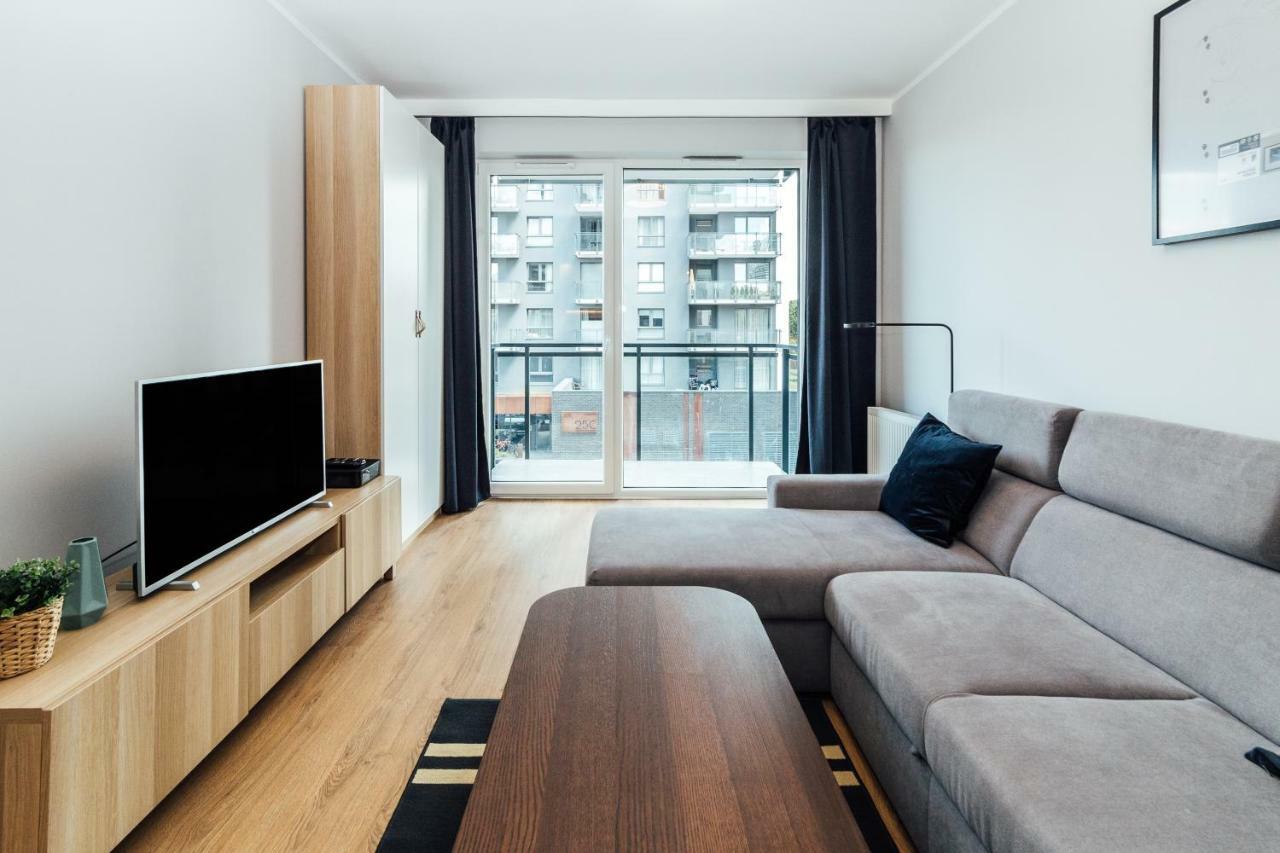 Pobookowane Stocznia Apartments Gdansk Exterior photo